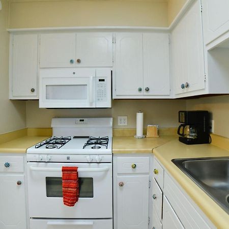 1729_Arborway Villa Colorado Springs Kamer foto